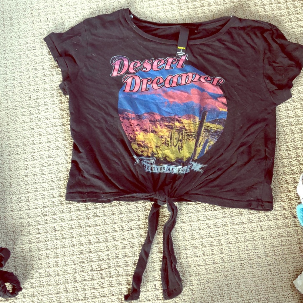 Black desert dreamer crop top with tie